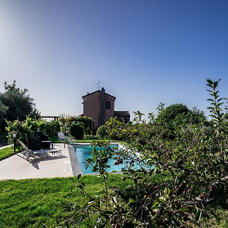 Nake Residenza Artistica Villa SantʼAlfio Kültér fotó