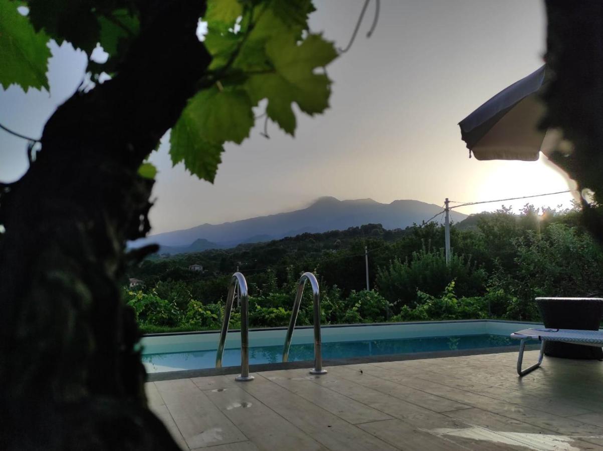 Nake Residenza Artistica Villa SantʼAlfio Kültér fotó