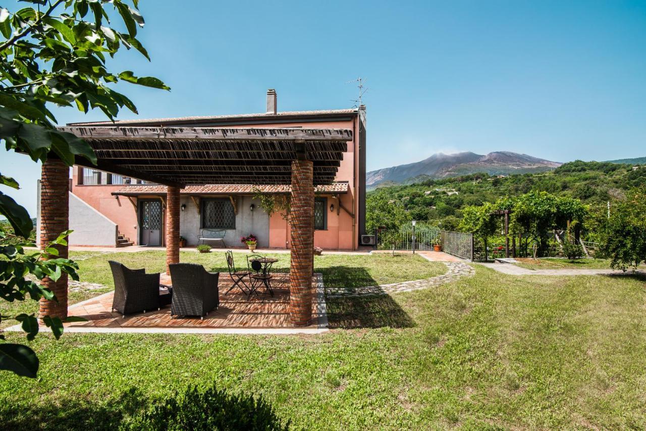 Nake Residenza Artistica Villa SantʼAlfio Kültér fotó